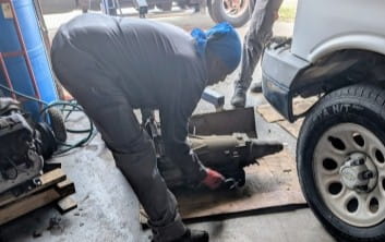 Rob and Son Garage-Transmission Service-1 (1)